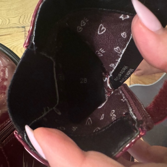 Gioseppo burgundy patent leather studded ankle boots, size 28 kids . - Picture 6 of 6